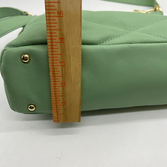 House of Want Convertible RFID Hobo Bag Green Fig - Picture 8 of 16
